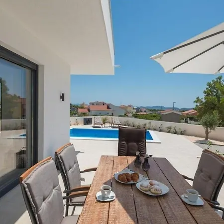 Holiday home Ferienhaus Fur 6 Personen Ca 100 Qm In Vodice, Dalmatien Norddalmatien