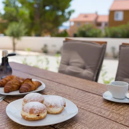 Holiday home Ferienhaus Fur 6 Personen Ca 100 Qm In Vodice, Dalmatien Norddalmatien *