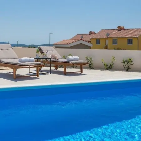 Holiday home Ferienhaus Fur 6 Personen Ca 100 Qm In Vodice, Dalmatien Norddalmatien